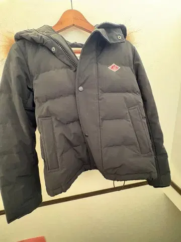 퍼 달린 그레이 다운 자켓 34 사이즈