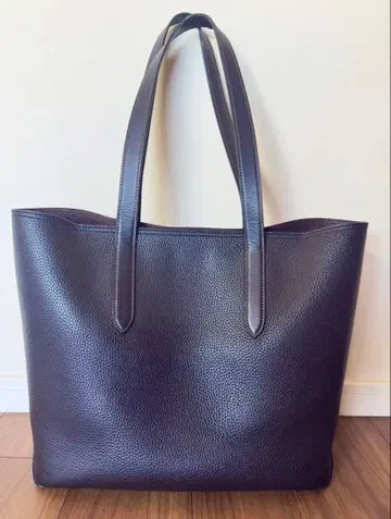 블랙 가죽 토트백