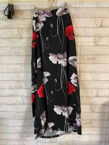 안티카 꽃무늬 플레어 롱 스커트 블랙