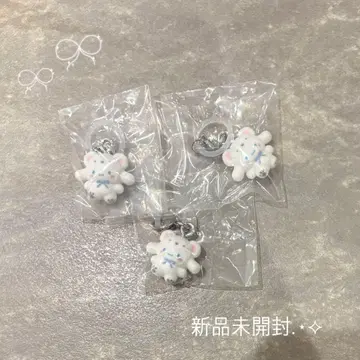 산리오 포근포근 스노우 시나몬 마스코트 액세서리 가챠가챠 3개