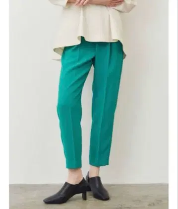 ELENDEEK 이지 테이퍼드 팬츠 00