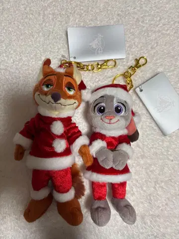 [ 미사용 새상품 ] 디즈니 스토어 주토피아 닉, 주디 산타 봉제 인형