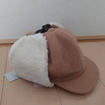 OVERRIDE 이어 플랩 캡