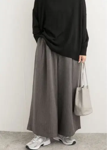 새상품 멜란지 헤링본 개더 와이드 팬츠