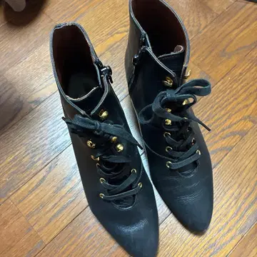 가죽 하이컷 부츠 블랙