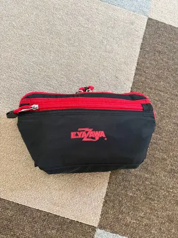 EYZAWA 백팩/웨스트 파우치 블랙/빨간색 미사용 새상품