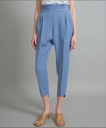 [ FEMMENT ] [ STUIOUS 별주 ] 프론트 턱 팬츠