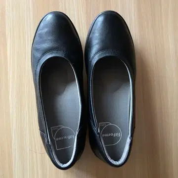 fitfit 블랙 플랫슈즈