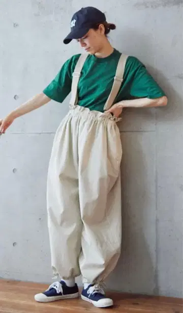 PARICI 팰리시 AMASIS 오가닉 트윌 멜빵 바지