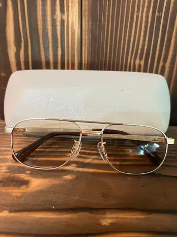 Rodenstock R 0021 안경 케이스 포함