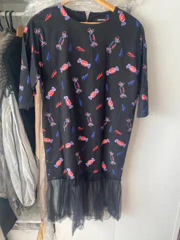 디저트 패턴 7부 소매 롱 원피스 블랙