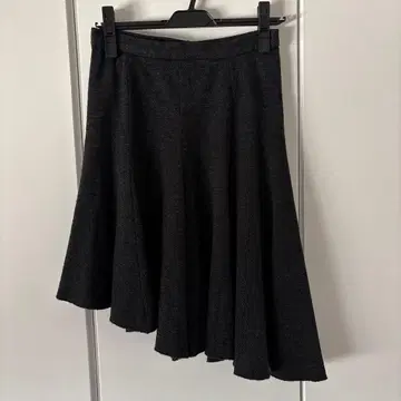 ATSURU TAYAMA 블랙 플레어 스커트 EUR 36