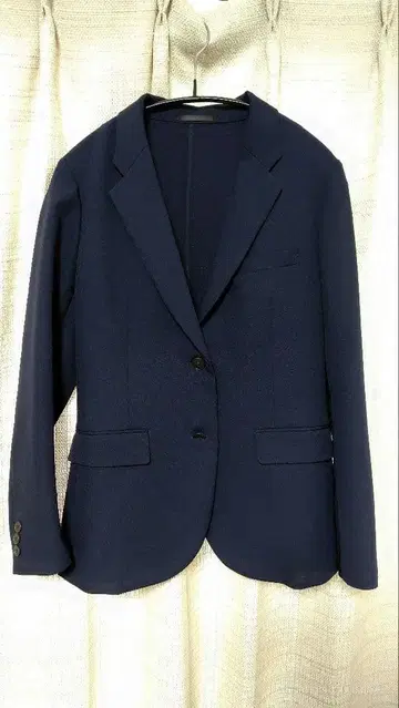 [ 새상품급 ] UNIQLO 감동 자켓 M 네이비 비즈니스 출퇴근용