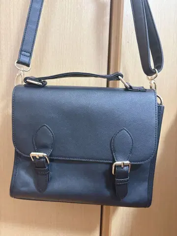 이타백 WEGO 사첼 숄더백 블랙