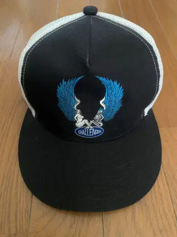CHALLENGER 챌린저 트래커 캡