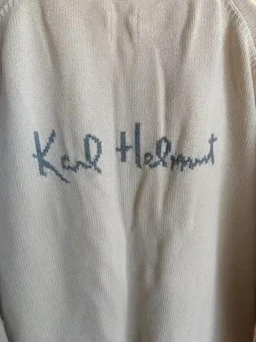 Karl Helmut 크림색 집업 니트