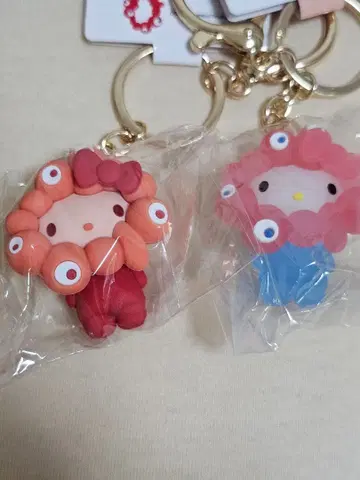 산리오 미야쿠미야쿠 변신 키링 키티 최애 컬러 & 클리어 세트