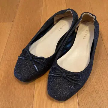 스트라 글리터 펌프스