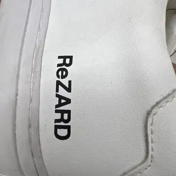 ReZARD 화이트 스니커즈 46
