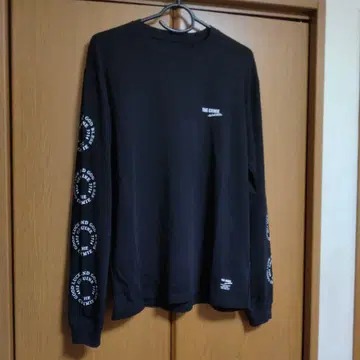 THE CRIMIE 긴팔T셔츠