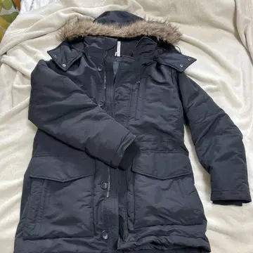 유니클로 UNIQLO 블랙 후드 부착 다운 자켓