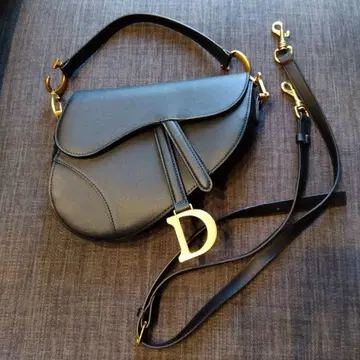 블랙 가죽 숄더백