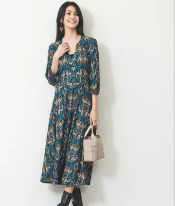 [ 새상품급 ] 아르무아르 카프리스 원피스 EGERIE