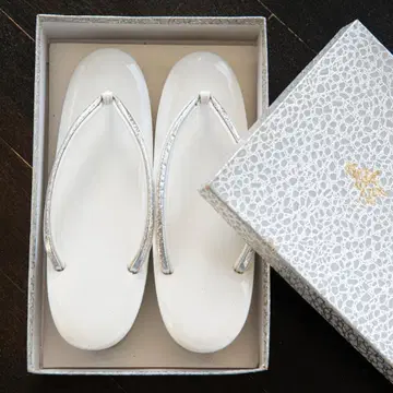 신부 조리 화이트 은선 3단 높이 7cm 사이즈 23.5cm