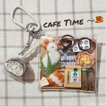 가챠 파우치 딘앤델루카 타카키베이커리 카페