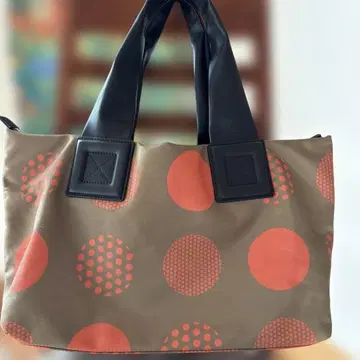 새상품급 도트 무늬 토트백 경량 A4 나일론