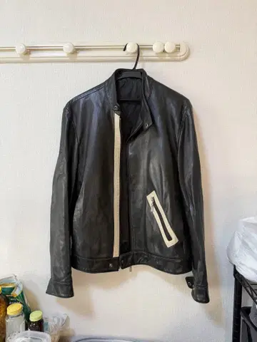 블랙 가죽 싱글 라이더 자켓