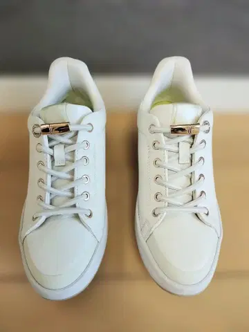 fitfit 여성용 스니커즈 발수 핸즈프리 22.5cm 화이트