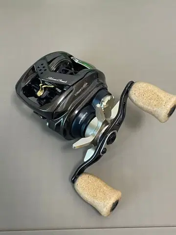 [컨디션 최상] 실버 크릭 에어 마그네슘 스풀 세라믹 베어링