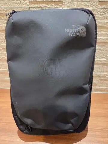 THE NORTH FACE 블랙 백팩