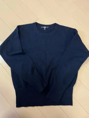 UNIQLO 캐시미어 100% 긴팔 스웨터 M 네이비