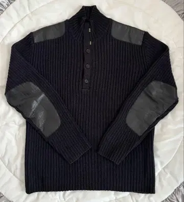 JOSEPH HOMME 소가죽 패드 블랙 헤리 니트 하이넥 48