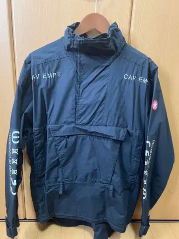 C.E beauty&youth 별주 풀오버 자켓 CAV EMPT