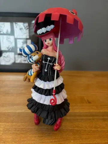 원피스 페로나 피규어