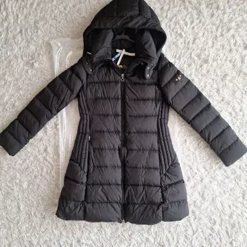 TATRAS 후드 부착 블랙 다운 자켓