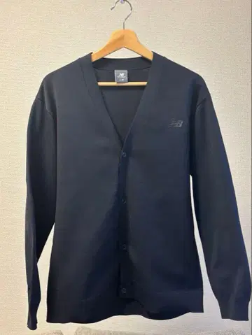 뉴발란스 가디건