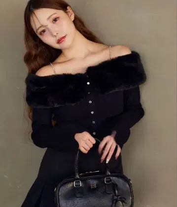 NICE CLUP 비쥬 인조 모피 니트