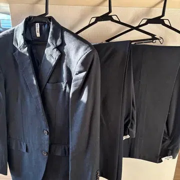 [수트 컴퍼니] 다크 그레이 비즈니스 정장 자켓과 팬츠 2세트