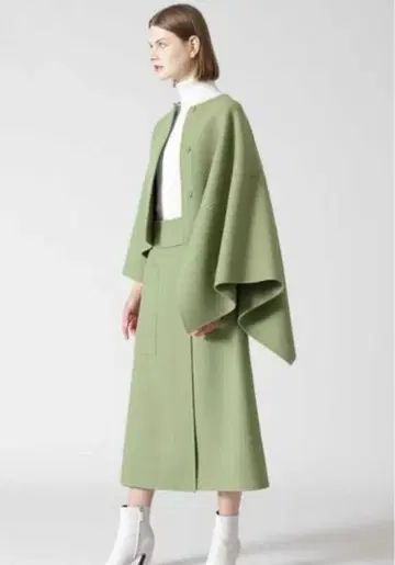 ADORE 소프트 리버스 자켓 스커트 세트