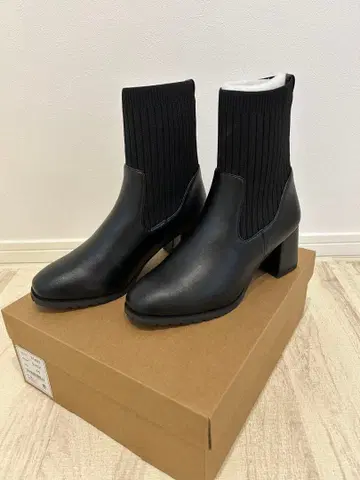 [ 미사용 새상품 ] 오리엔탈 트래픽 사이드 고어 부츠 블랙 M 사이즈