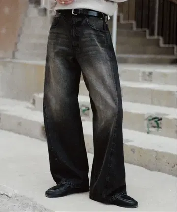 wym VINTAGE WASHED CURVED DENIM 블랙 계열 2