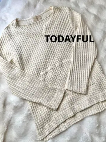 컨디션 최상 [ TODAYFUL ] 투데이풀 와플 풀오버 니트