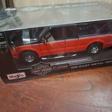 Maisto 2004 Ford F-350 Harley-Davidson