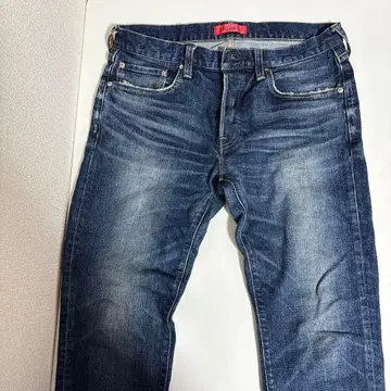 SHIPS RED CARD 데님 슬림 테이퍼드 RHYTHM