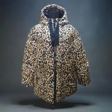 갭 레오파드 다운 자켓 여성용 M 사이즈 갭