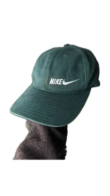 Nike 다크 그린 로고 캡